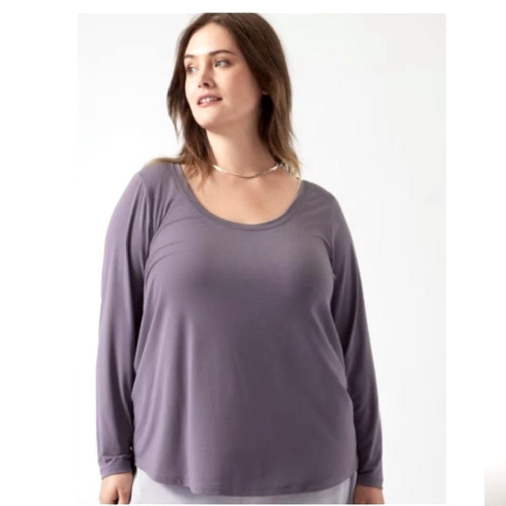 Athleta Long Sleeve Scoop Neck Tee in Dusty Purple